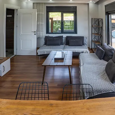Stunning 4-floor With Sea View &