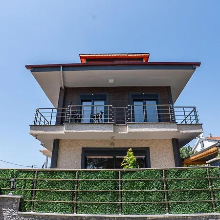 فيلة Stunning 4-floor With Sea View & *