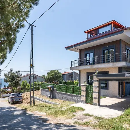 Stunning 4-floor With Sea View & *